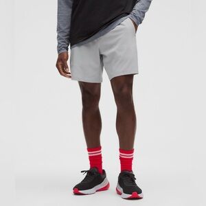 (L) Lululemon Pace Breaker Short *Linerless 7”